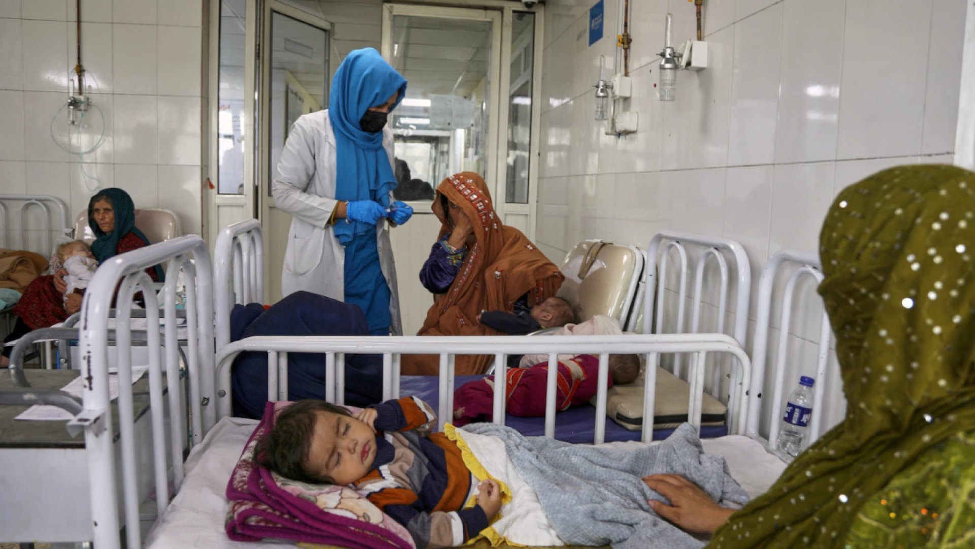 Child Malnutrition Crisis in Afghanistan Intensifies Amid Funding Cuts