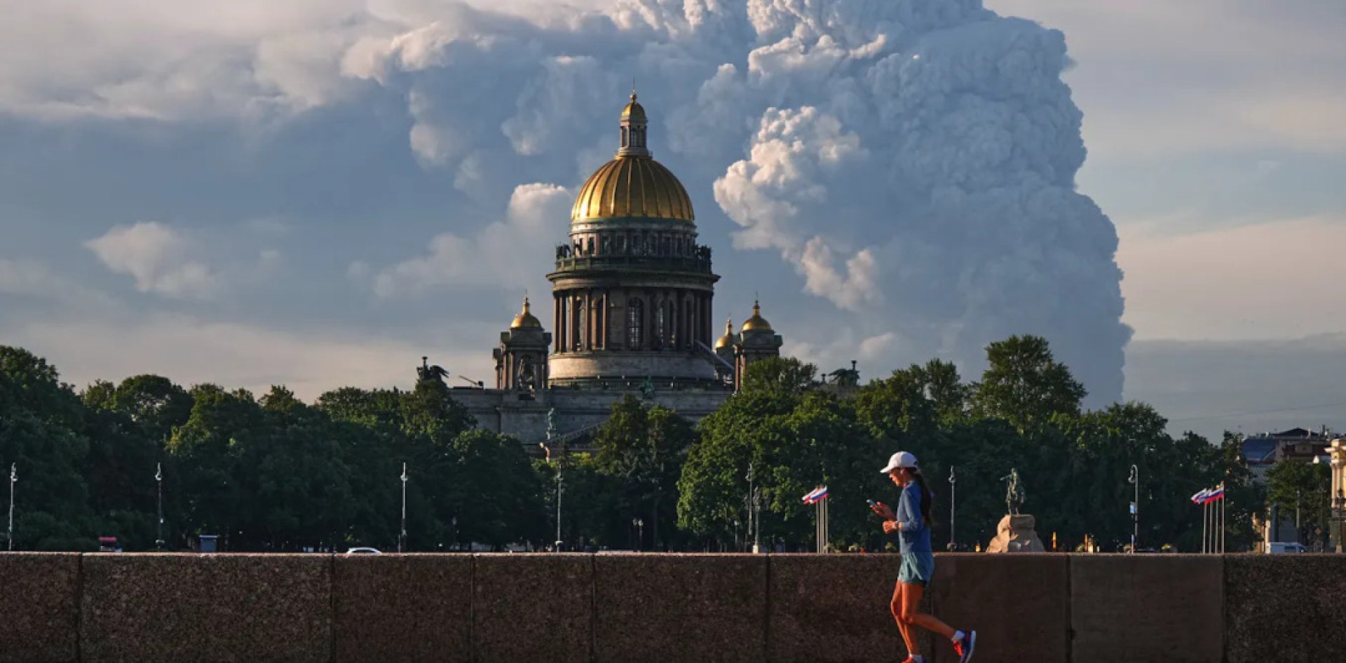 Putin's Drone Deflection Strategy: Unwarranted Confidence in a Cratering War