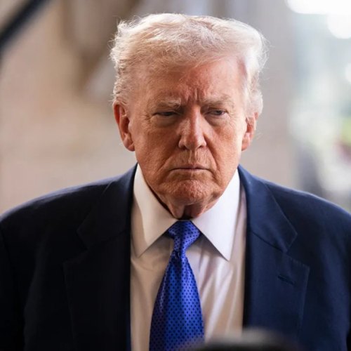 Trump to Ask Putin if He’s Helping Iran, Also Wants to Know If Aliens Exist
